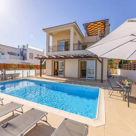 Paradise Cove * Neo Chorio