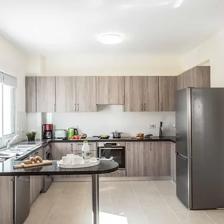 Paradise Cove Villa Neo Chorio